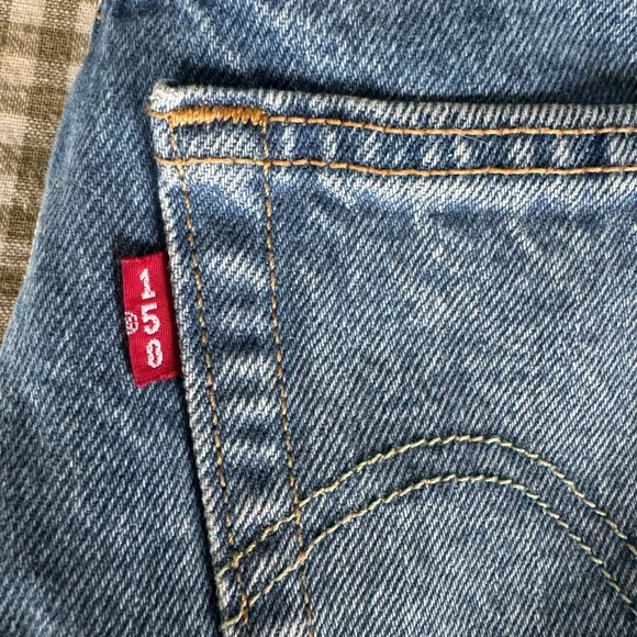 Levi's 501 Straight Leg Jeans with Heart Detail - Picture 3 of 6